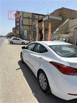 هیوندای ئەلەنترا